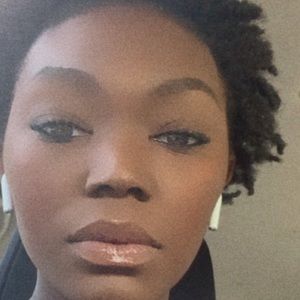 Meet your Posher, Precious